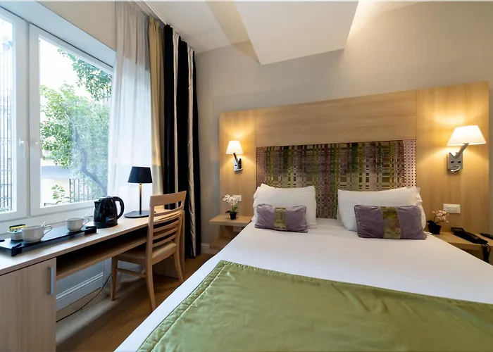 Chic&Town Luxury Rooms Piazza del Popolo Roma